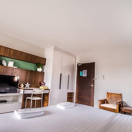 Central Place Serviced Apartment Chonburi Eksteriør billede
