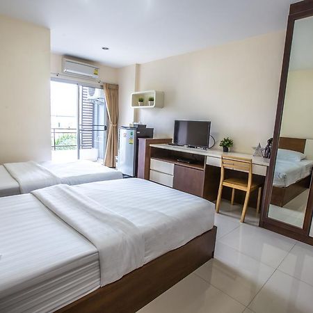 Central Place Serviced Apartment Chonburi Eksteriør billede