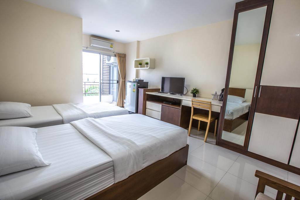 Central Place Serviced Apartment Chonburi Eksteriør billede